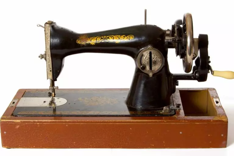 old machine sewing